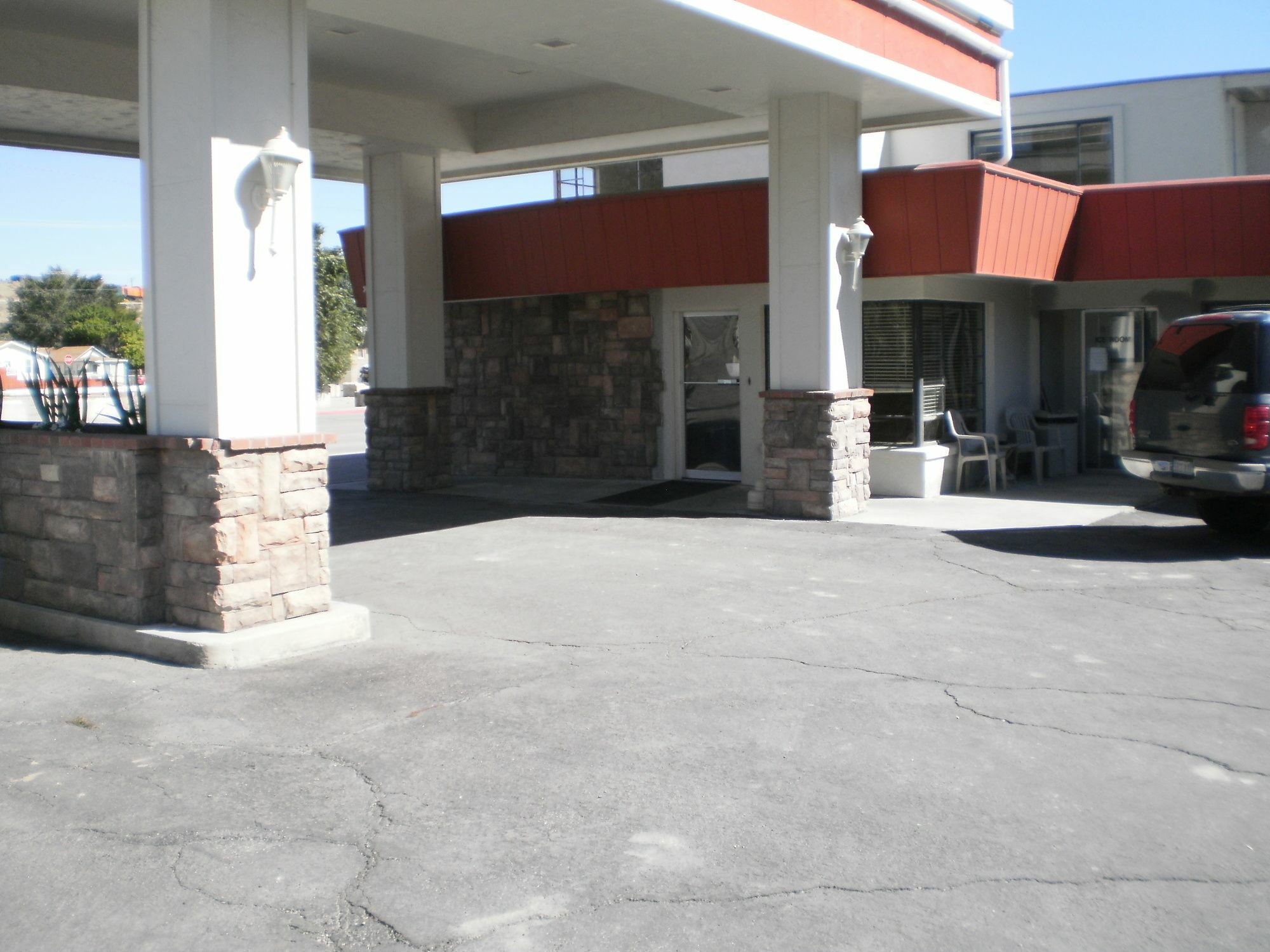 Magnuson Hotel Ely Exterior foto
