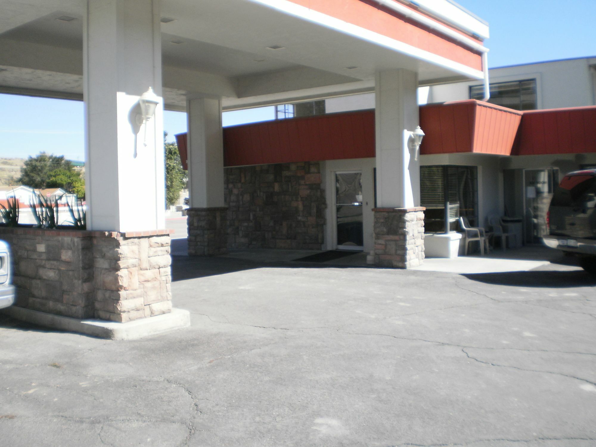 Magnuson Hotel Ely Exterior foto